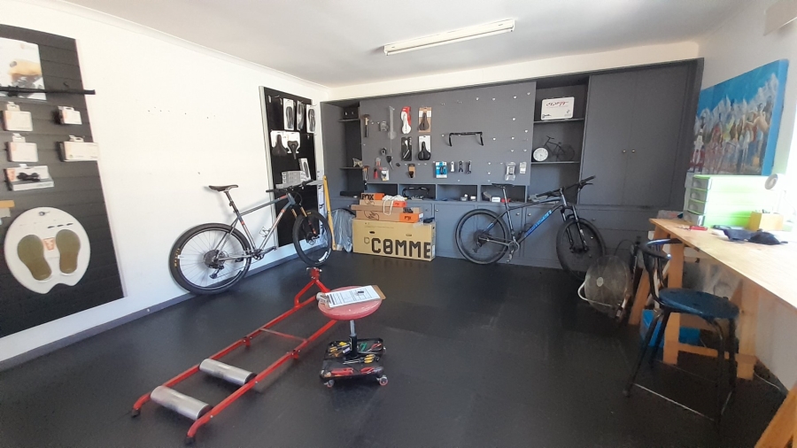 To Let Commercial Property for Rent in Tokai Western Cape